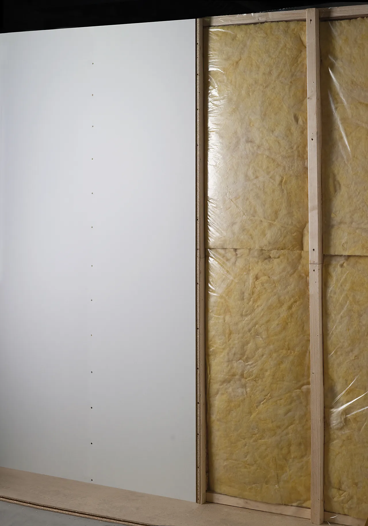 Sponplate 3-vegg grunnet 12x620x2390 mm Sponplate 3-vegg grunnet 12x620x2390 mm