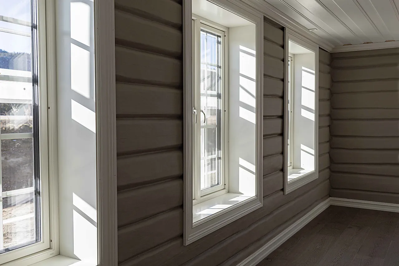 Gulvlist furu profilert klassisk hvit S0500-N 15x70x4400 mm null - null - 2 - Miniatyr