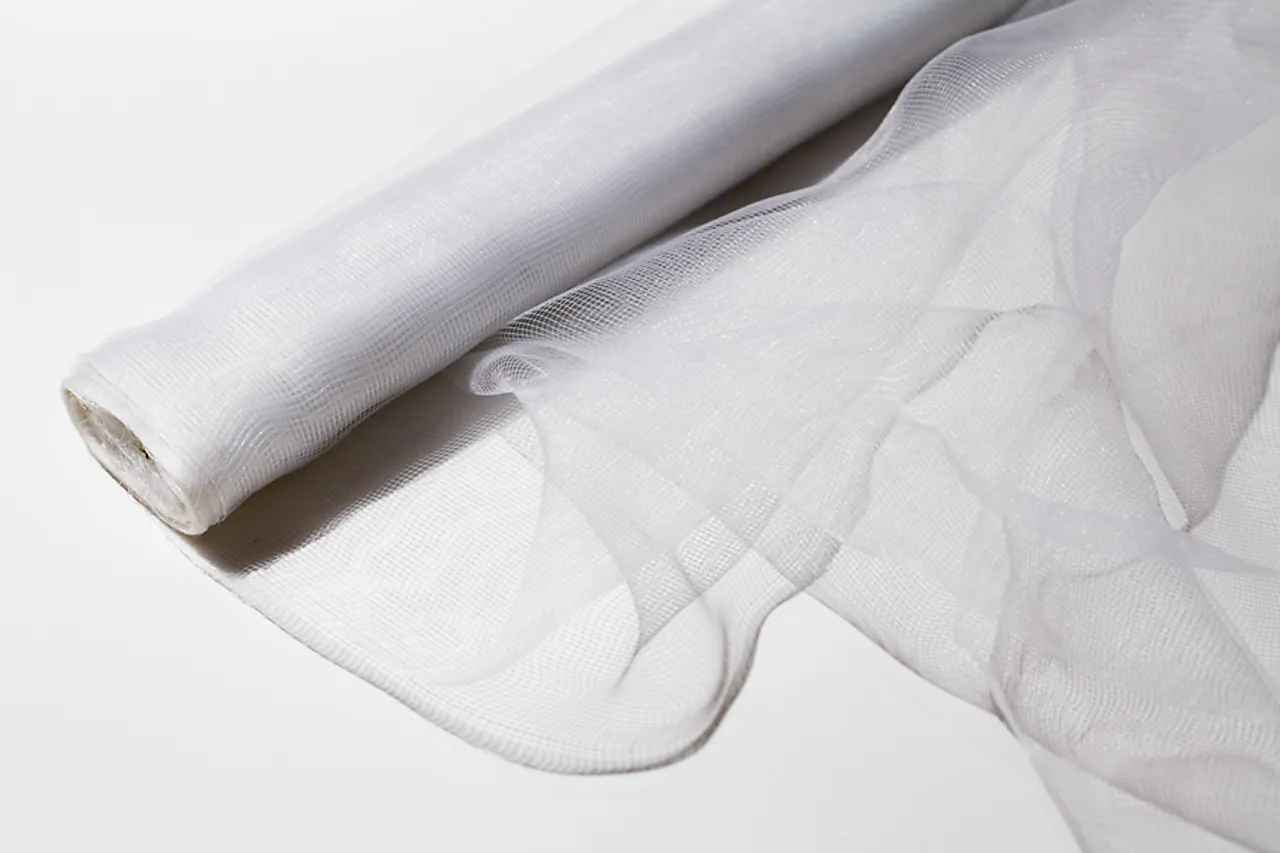 Flueduk plast hvit 1,2x10 meter Flueduk plast hvit 1,2x10 meter