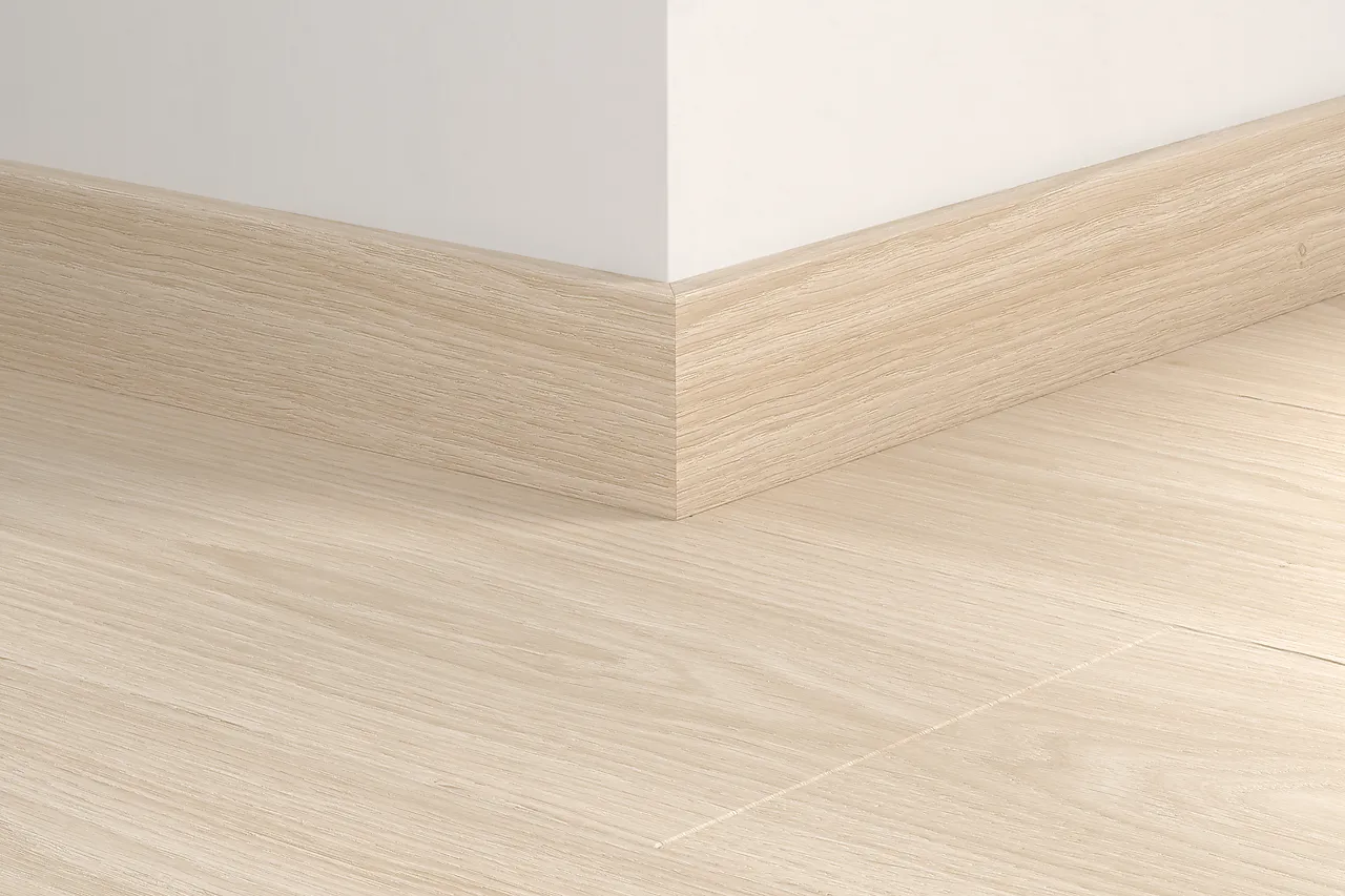 Sokkellist laminat 12x58 mm Beige Sand Oak dekor 04093 null - null - 2 - Miniatyr