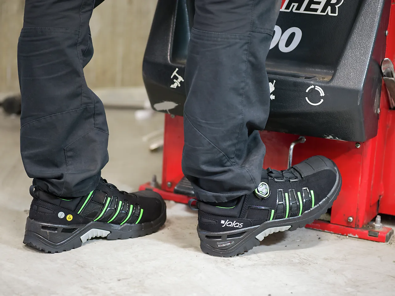 Vernesko 9925 40 jalas null - null - 3 - Miniatyr