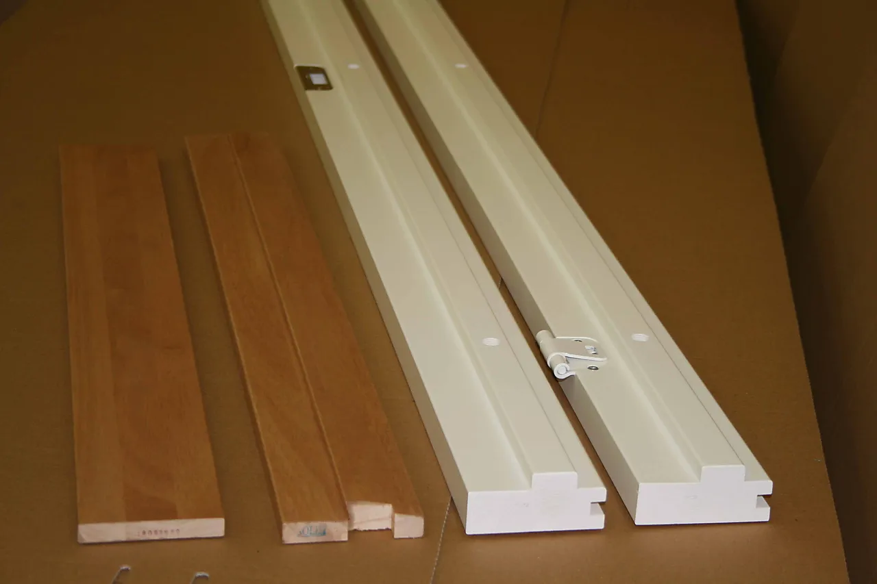 Karmsett med dempelist klassisk hvit S0500-N 90x210 cm Karmsett med dempelist klassisk hvit S0500-N 90x210 cm