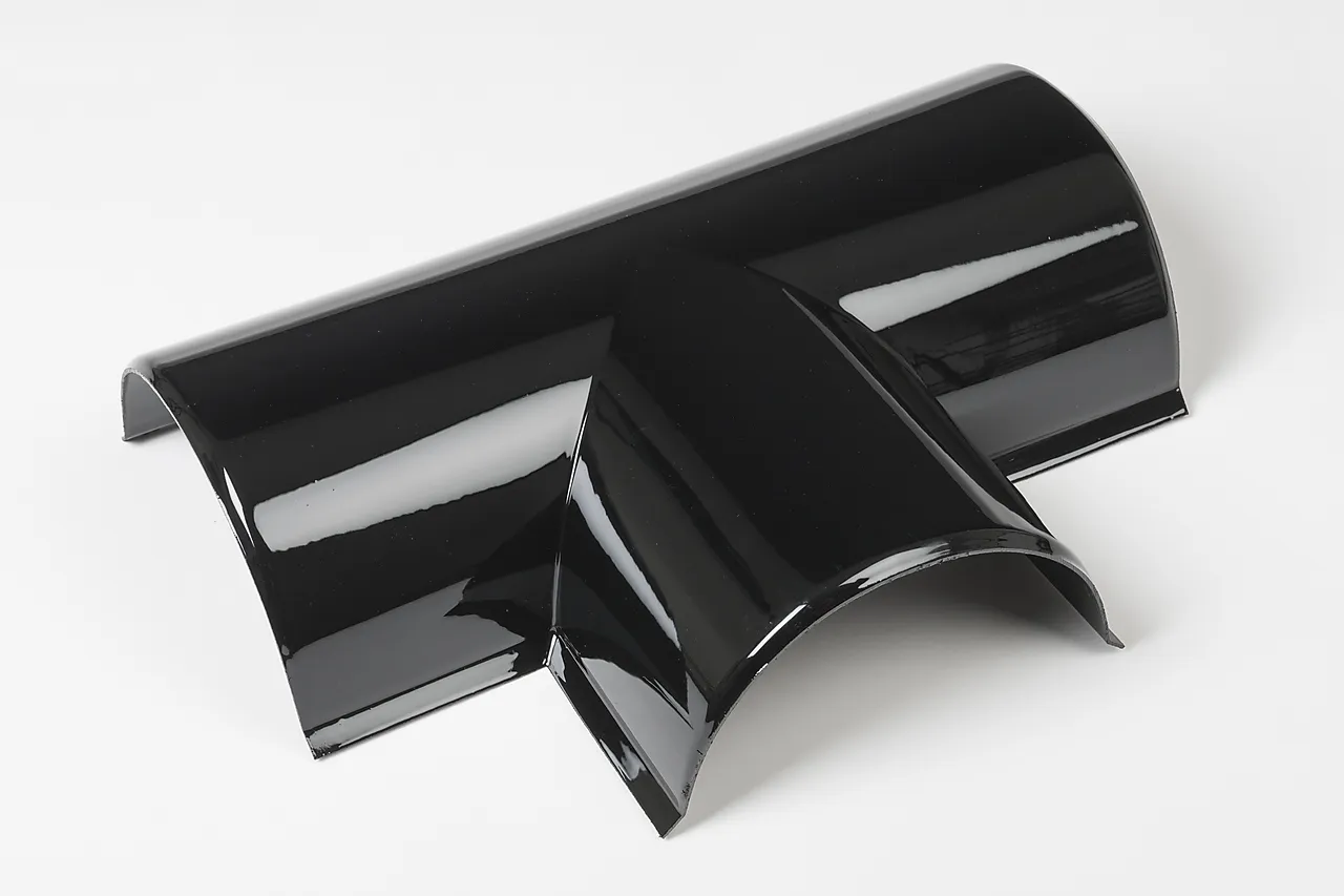 T-møne exclusive sort isola T-møne exclusive sort isola