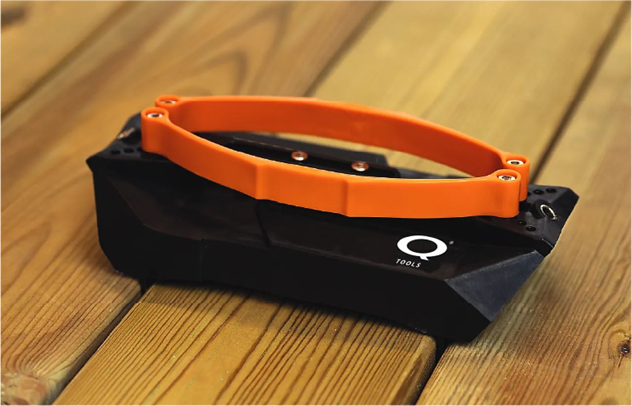 Terrasseverktøy for kantinnfestning av terrassebord Terrasseverktøy for kantinnfestning av terrassebord