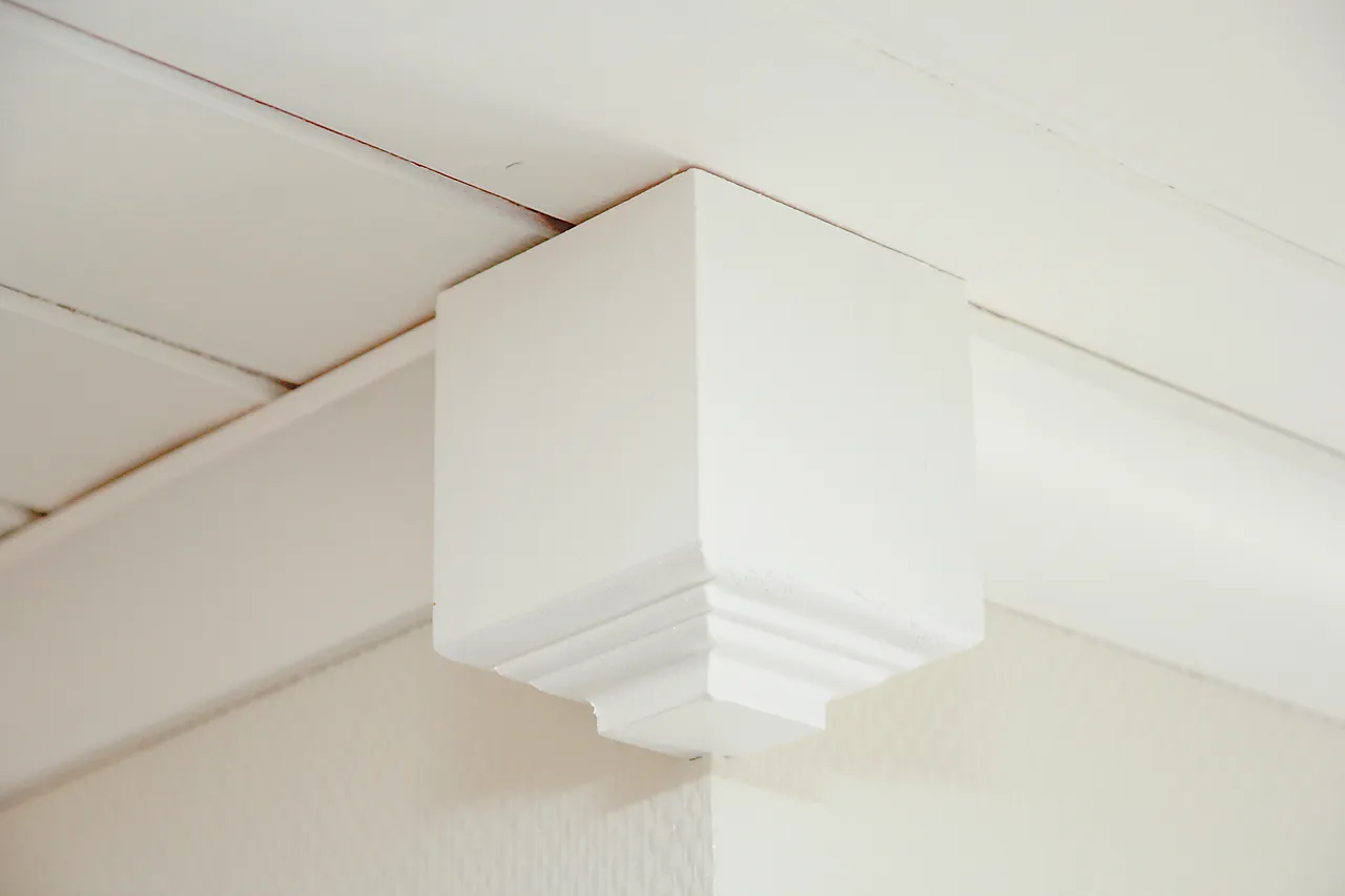 Takkloss utvendig 80x80x100 mm hvitmalt null - null - 2 - Miniatyr