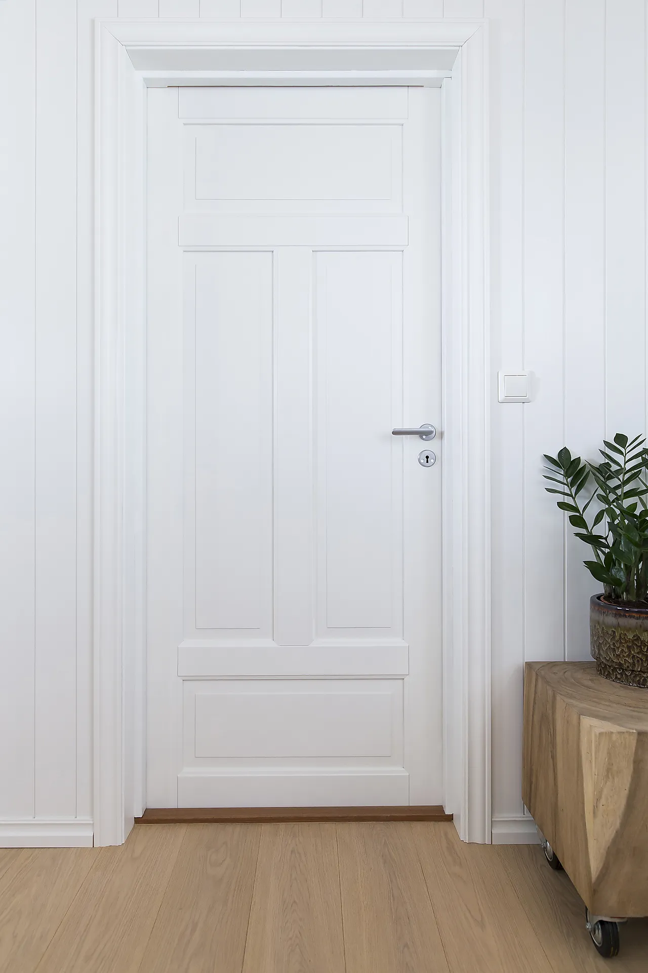 Gulvlist furu profilert CW243 hvit bomull S0502-Y 15x70x4400 mm null - null - 2 - Miniatyr