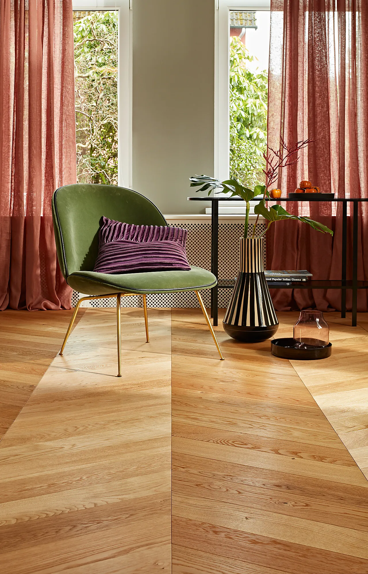 Parkett Chevron 138B Eik Adagio Børstet Oljet 14x138x611 mm null - null - 3 - Miniatyr