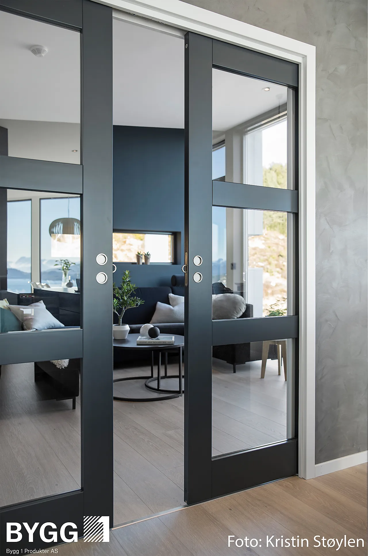 Skyvedør Stil 3 med glass hvit 80x210 cm Skyvedør Stil 3 med glass hvit 80x210 cm