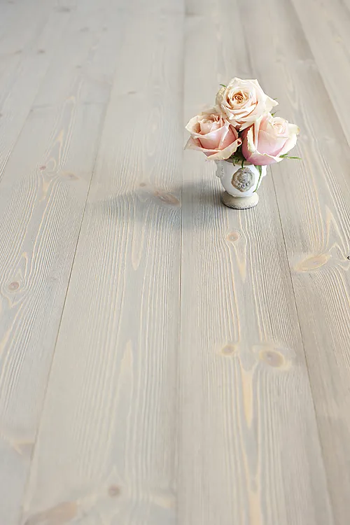Heltregulv Furu Andes Børstet 25x162 mm