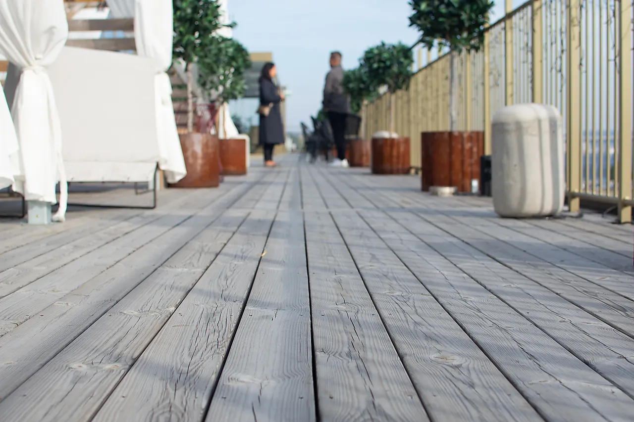 Terrassebord impregnert furu 22x95x4800 mm
