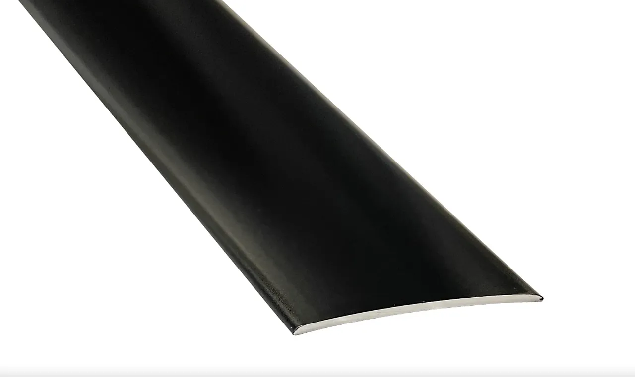 Overgangslist 40mm Sort uborret 2,7m Overgangslist 40mm Sort uborret 2,7m