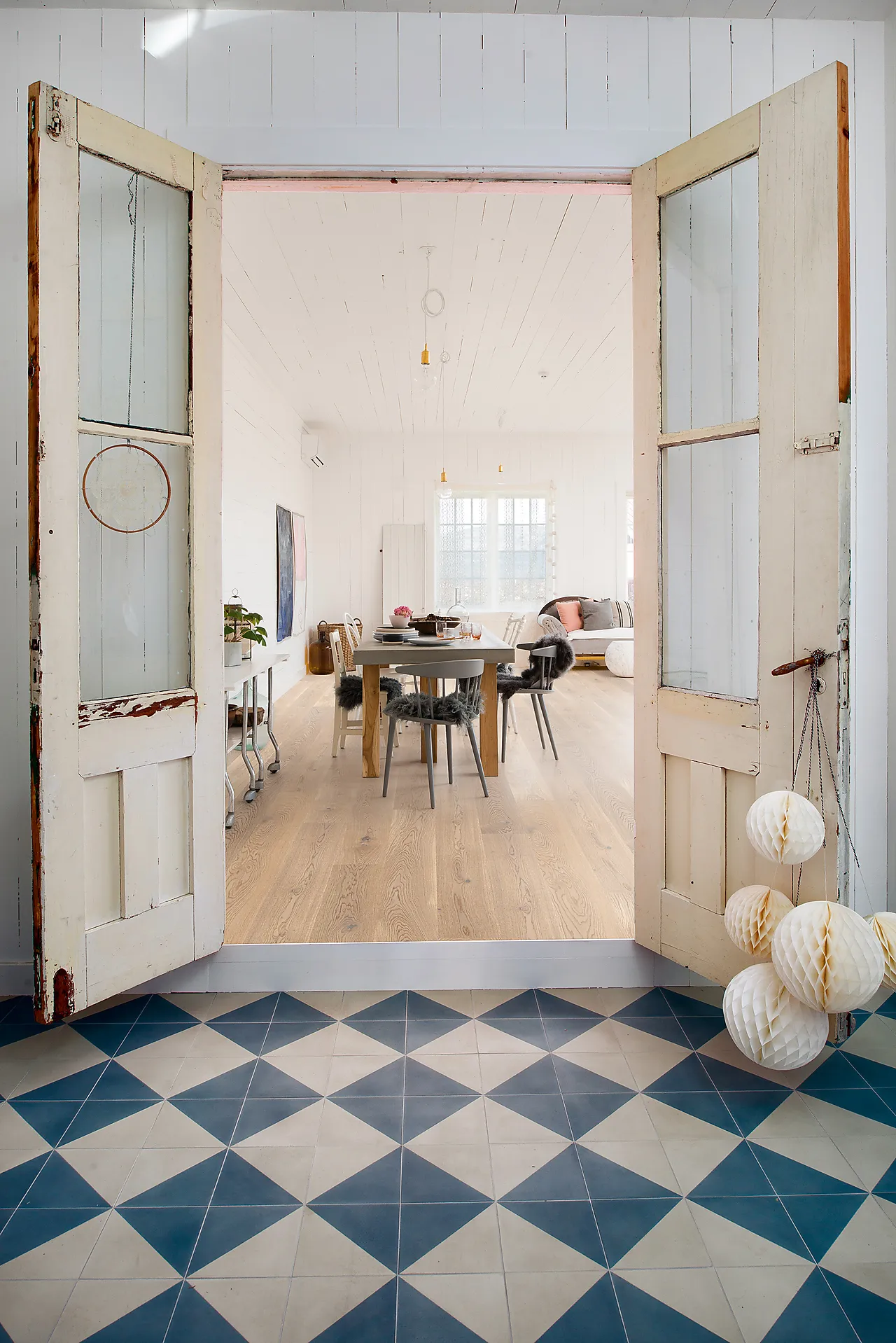 Parkett eik animosofas castle h m 14x209x2200mm pl hvit live matt lak null - null - 3 - Miniatyr