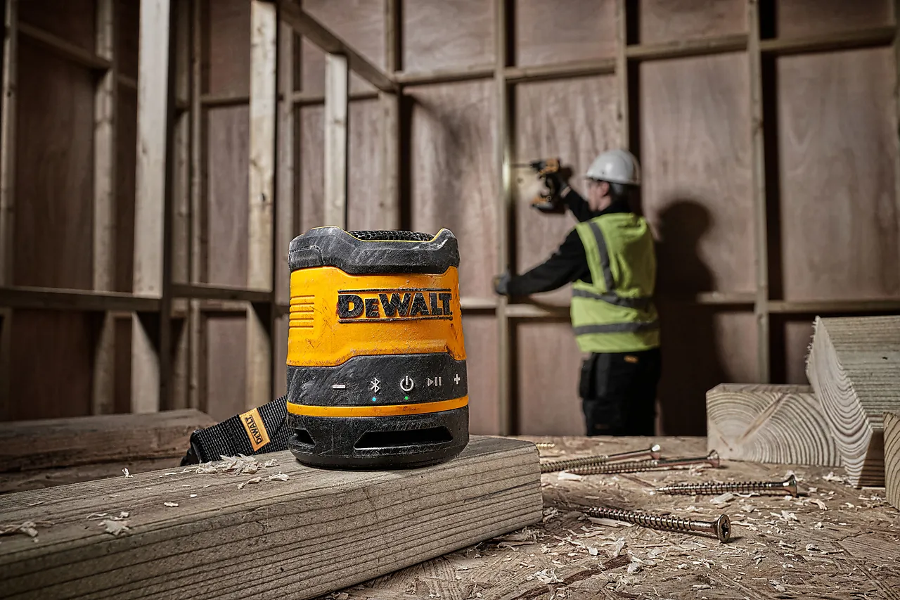 DEWALT USB-C DCR009 Høyttaler med Bluetooth funksjon DEWALT USB-C DCR009 Høyttaler med Bluetooth funksjon