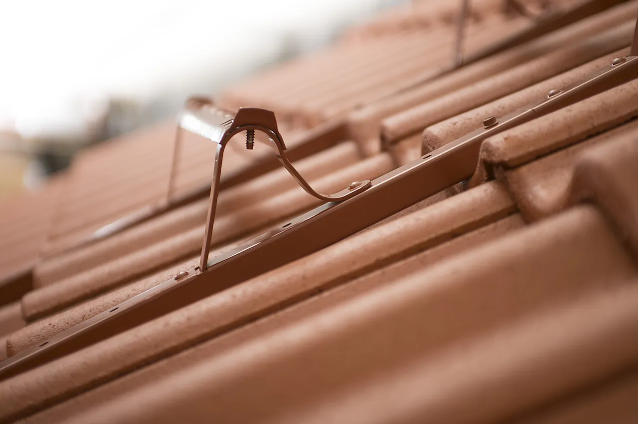 Takstige 3 trinn universal teglrød null - null - 2 - Miniatyr