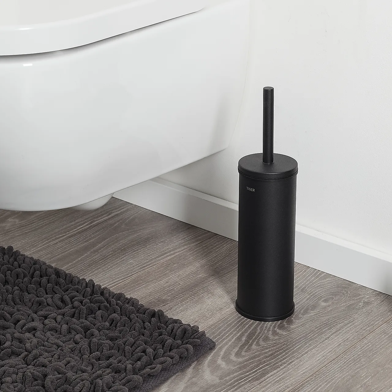 Toalettbørste boston mattsort frittstående