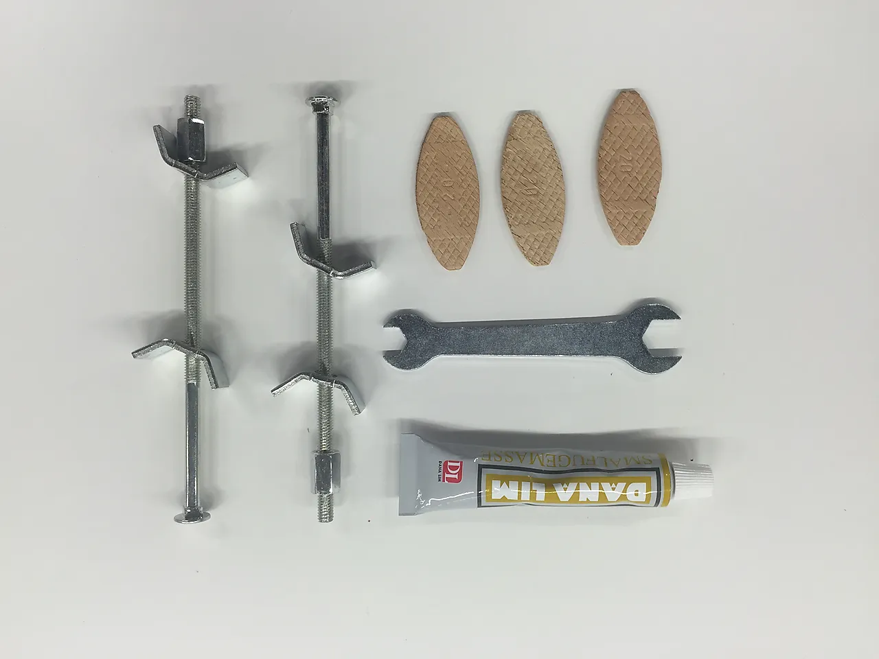 Samlebeslag til benkeplatesammenføyning av benkeplate