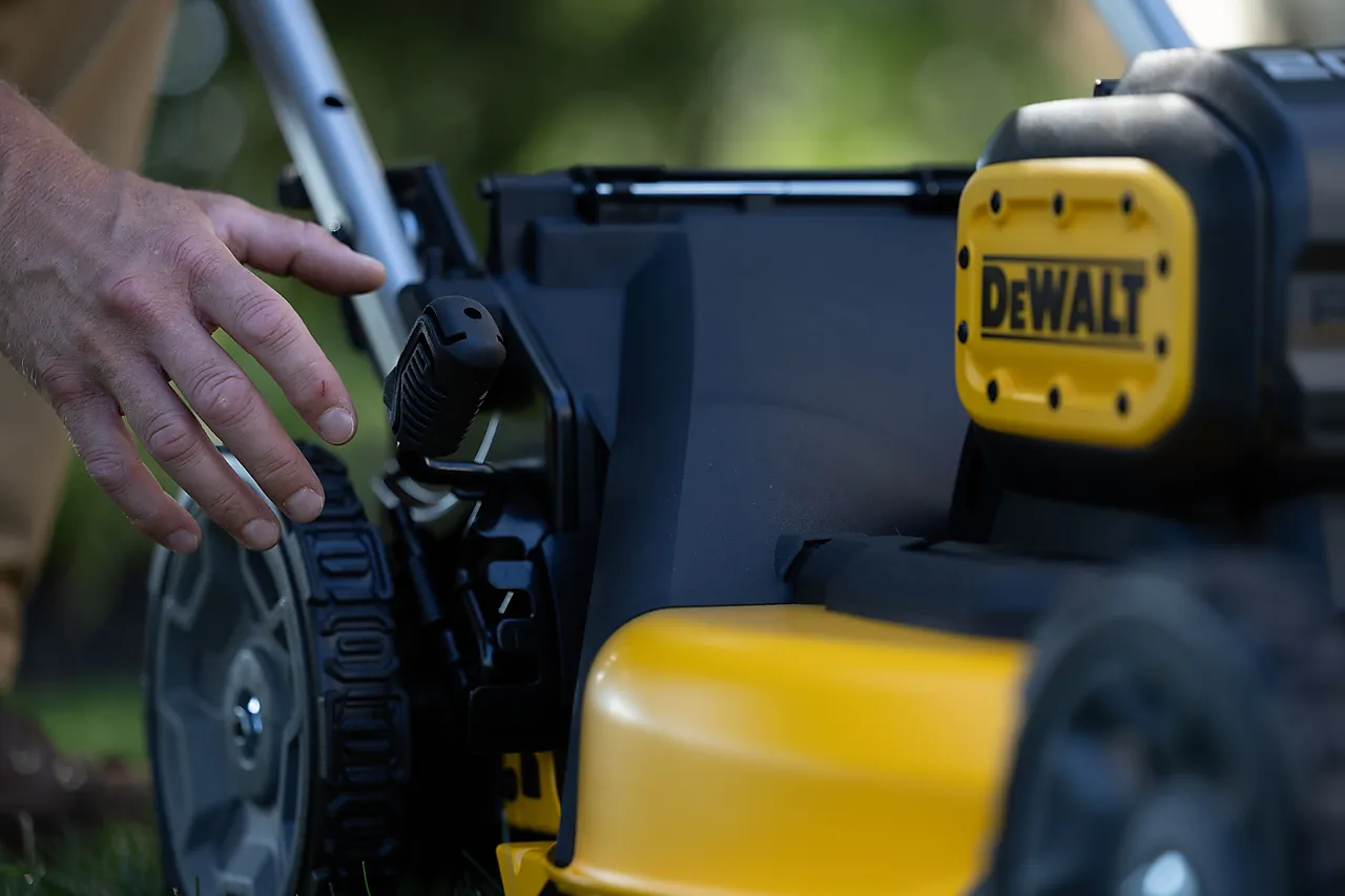 Gressklipper DCMWSP156 2x18v u/ batteri