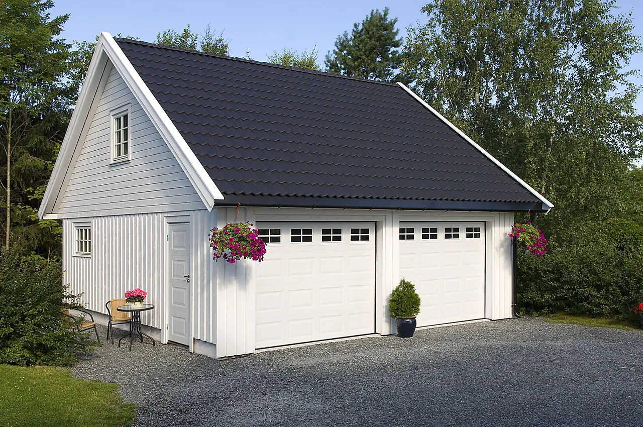 Dobbelgarasje med loft Hushovd