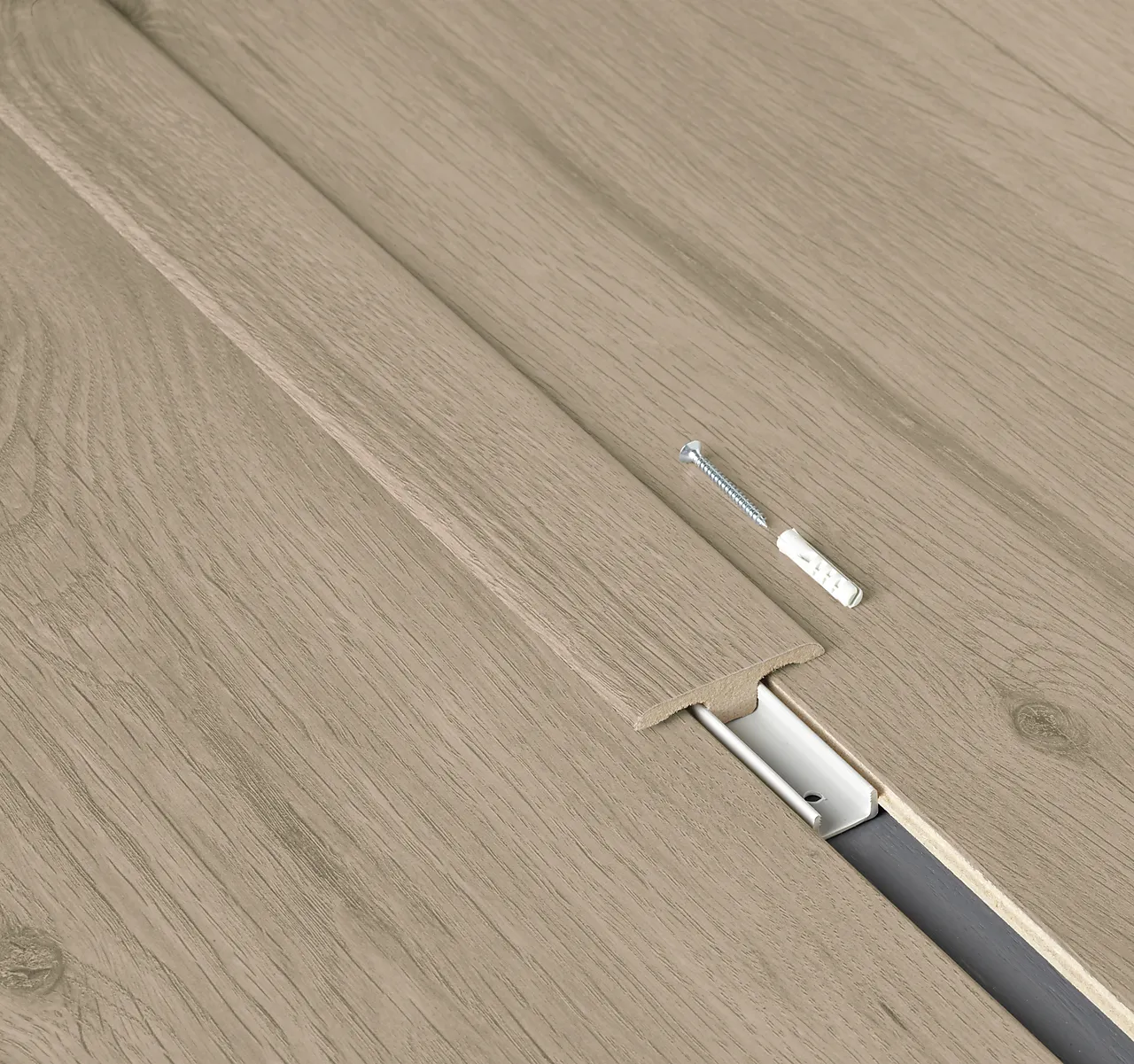 BerryAlloc T-list Bloom Lys Natur 2,4m