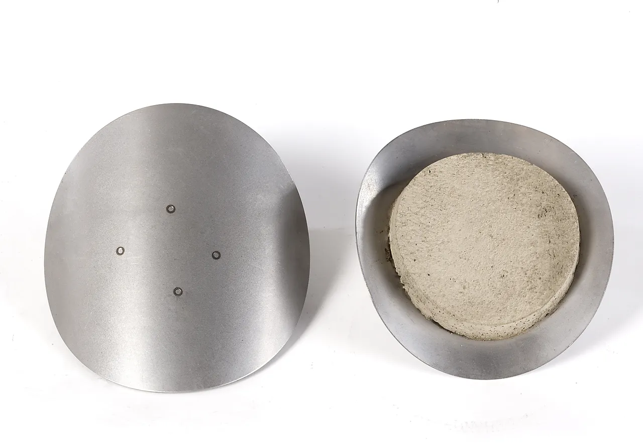 Røkrør gjennmuringslokk ø125mmrund for rundt pipeløp Røkrør gjennmuringslokk ø125mmrund for rundt pipeløp