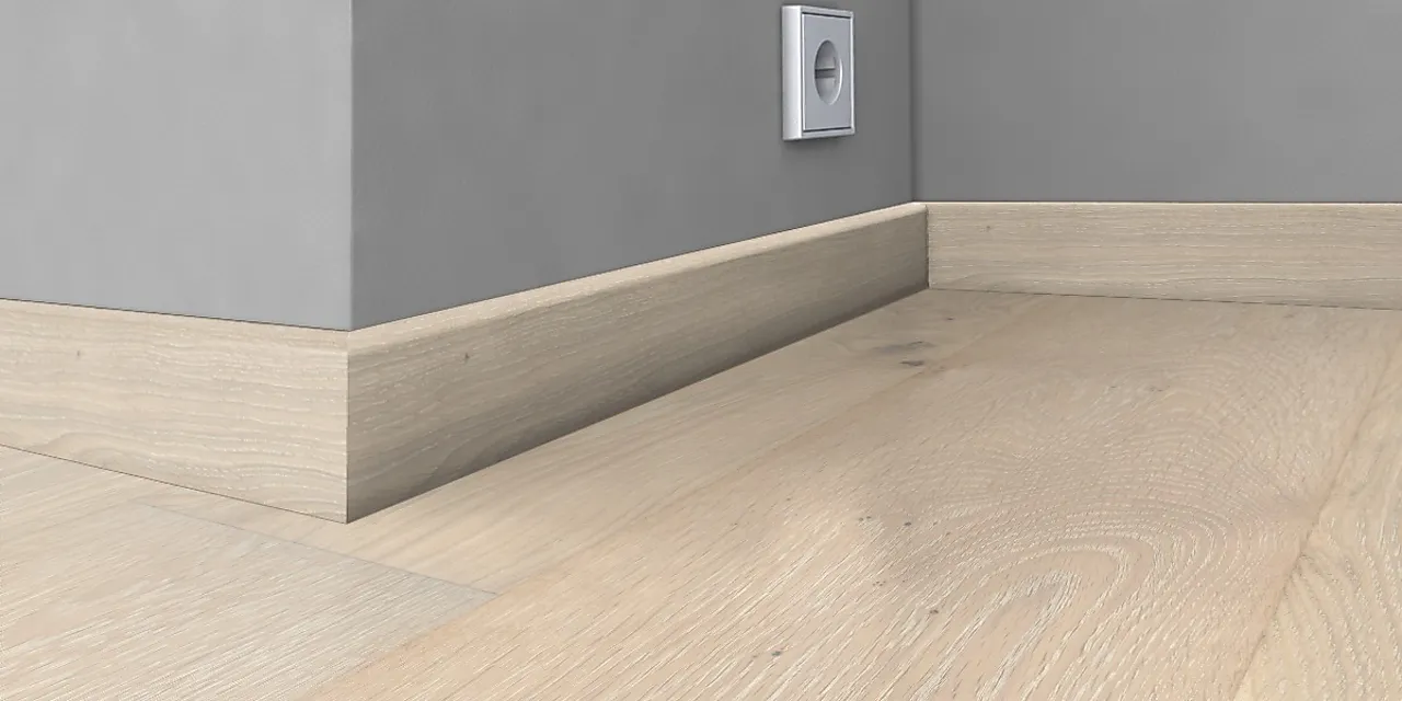 Gulvlist finèrt 16x60 mm eik blonde matt null - 16x60 - 2 - Miniatyr