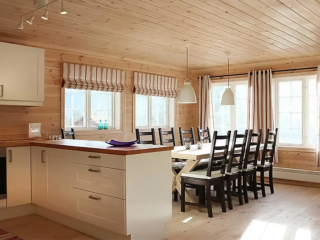 Gran 14X120 Skyggepanel med rett kant Natur null - null - 2 - Miniatyr