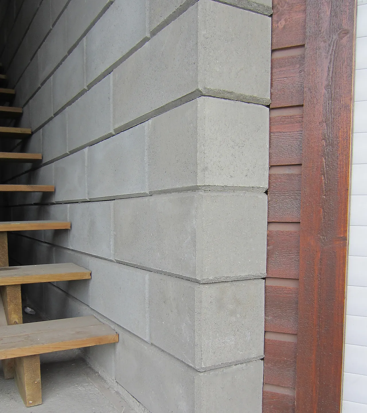 Forsk.blokk glatt 20 cm halv ende 25x20x20