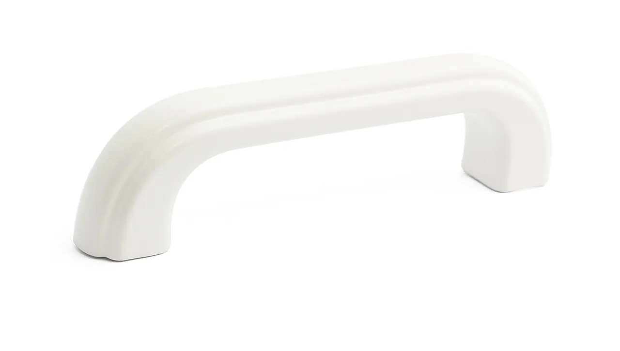 Møbelhåndtak Nina CC96 mm Hvit Forbrukerpakning Møbelhåndtak Nina CC96 mm Hvit Forbrukerpakning