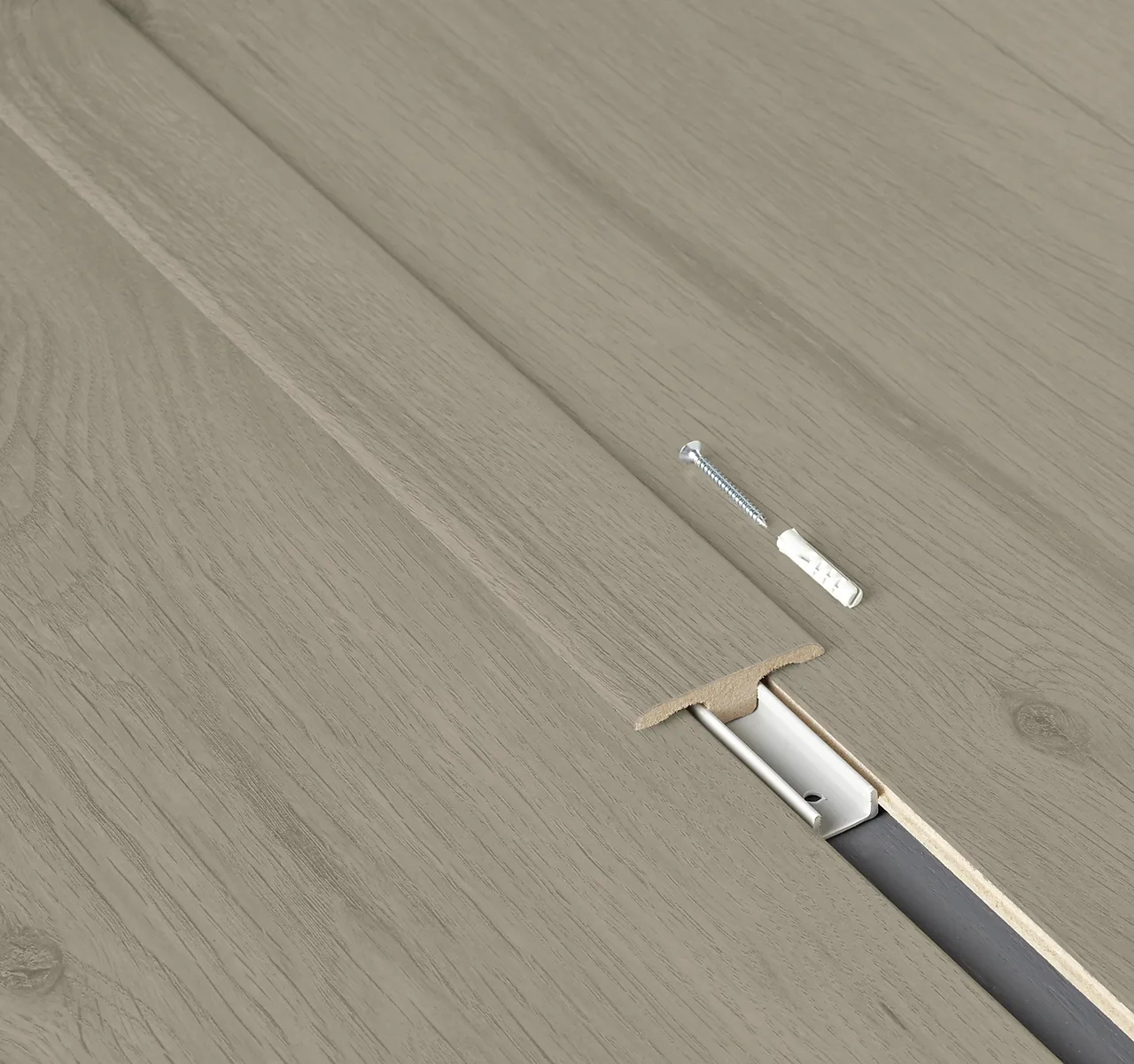 BerryAlloc laminatgulv T-list java lys grå