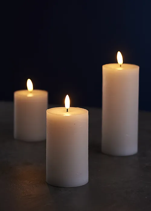 Kubbelys med 3D-LED flamme 3 stk
