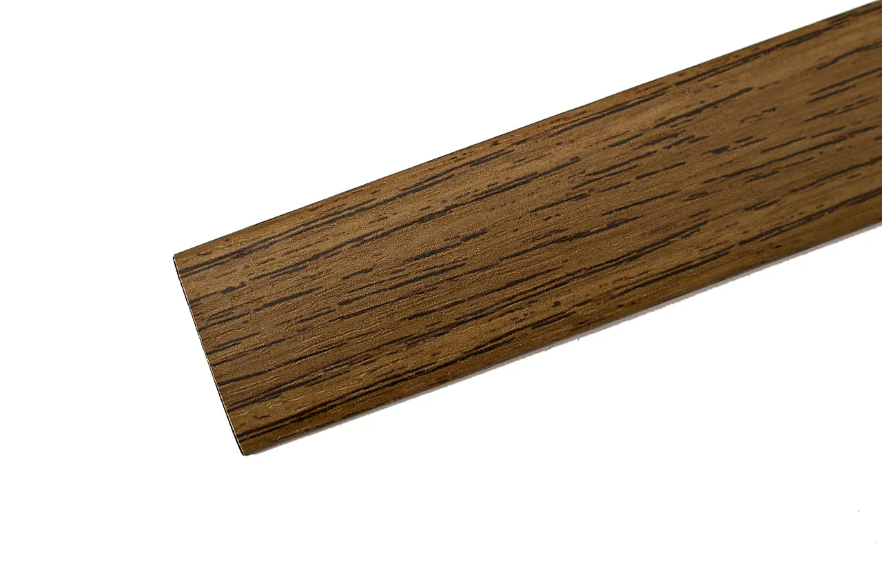 Nivålist eik brun foliert Nivålist eik brun foliert