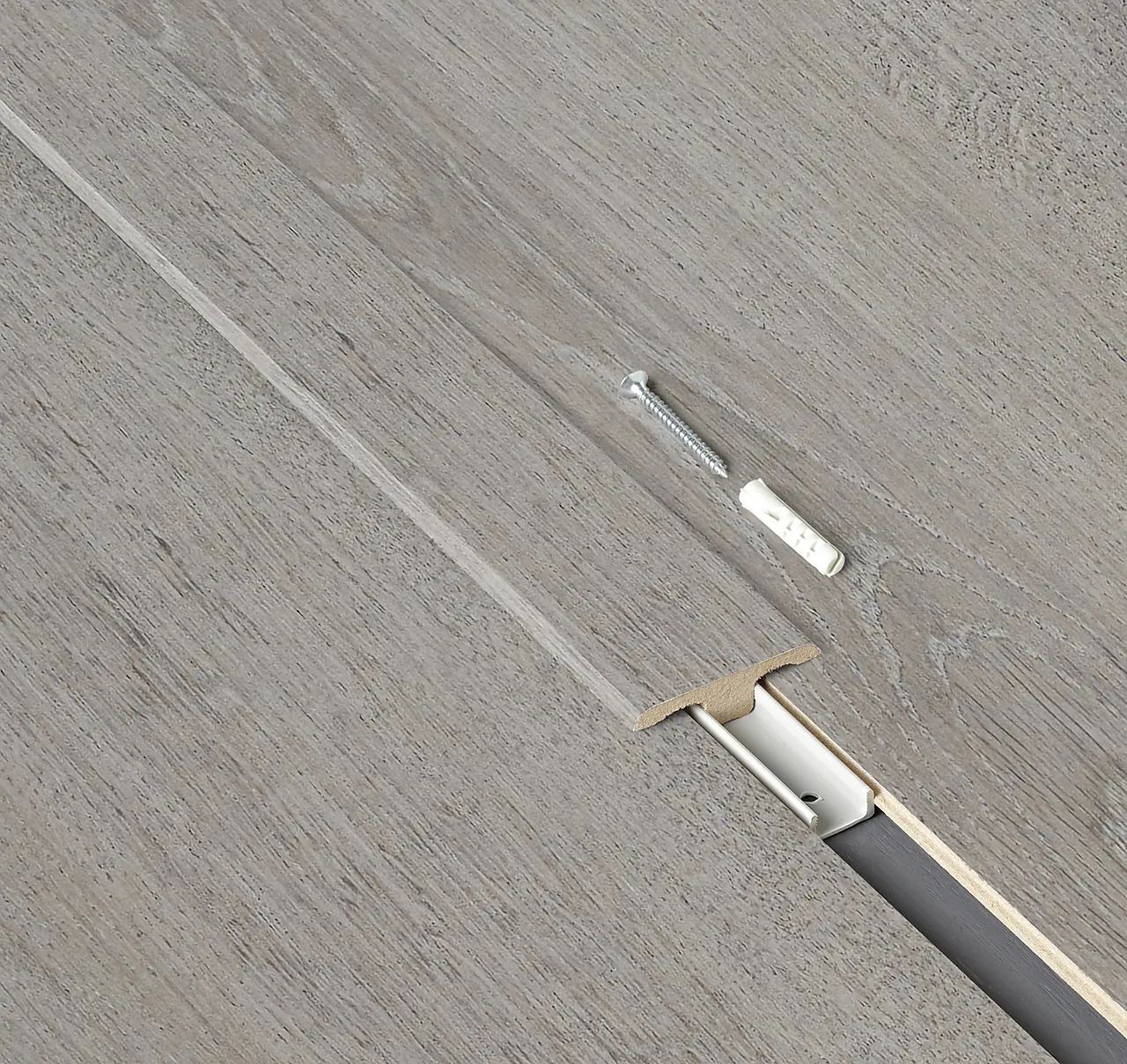 T-list 2400x11,1x44 mm Via monte