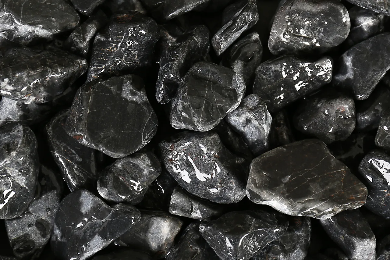 Dekorstein 20/30 20kg sort tromlet og vasket 20-30 mm