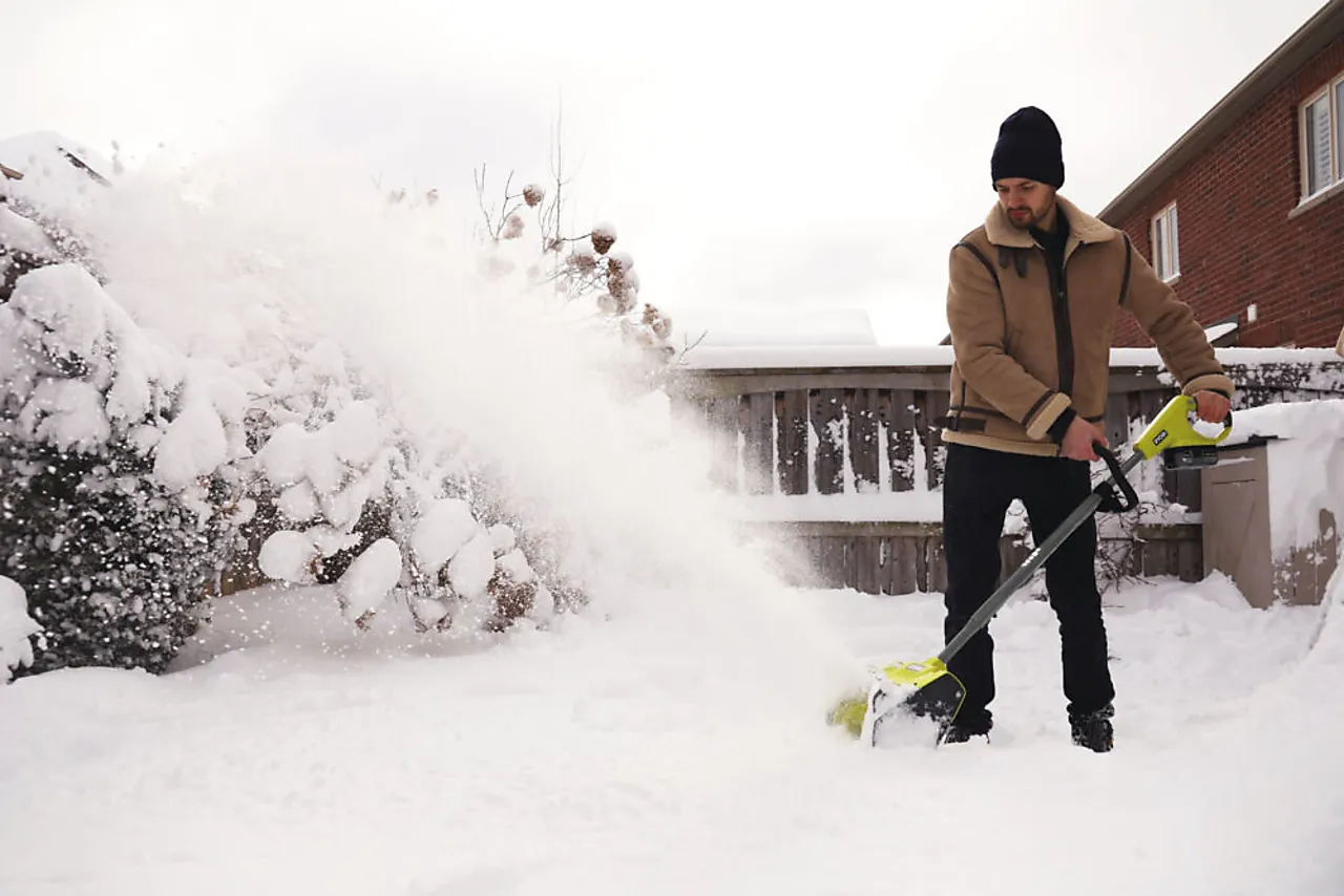 Ryobi snøfreser RY18ST25A-0 batteridrevet null - null - 2 - Miniatyr