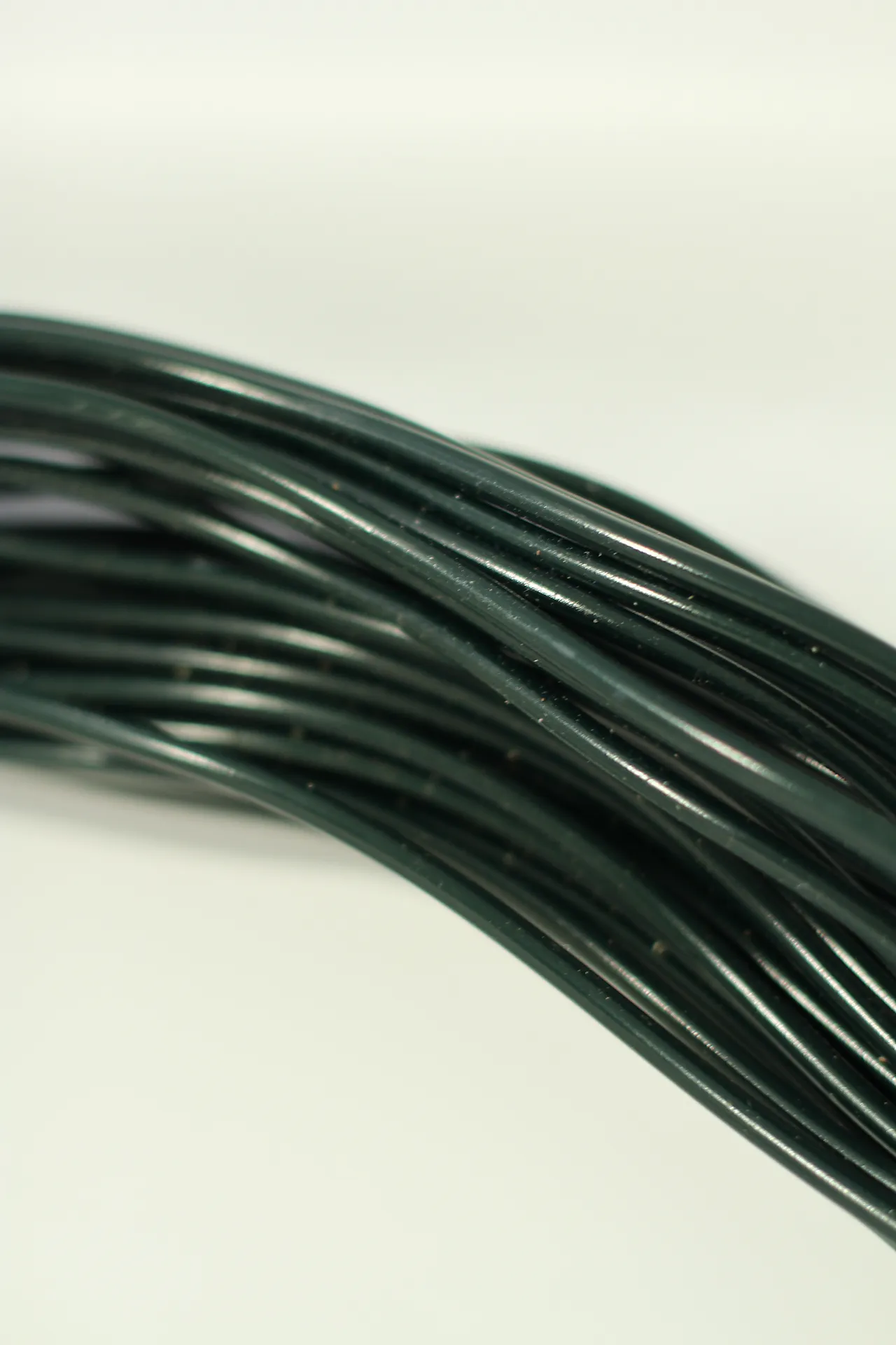 Tråd Plastbel Bølget 4,5 Mm 70M Leveres I Bunt A 7 Kg / 70 Meter Tråd Plastbel Bølget 4,5 Mm 70M Leveres I Bunt A 7 Kg / 70 Meter