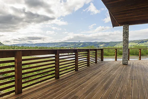 Møreroyal terrassebord 28x120