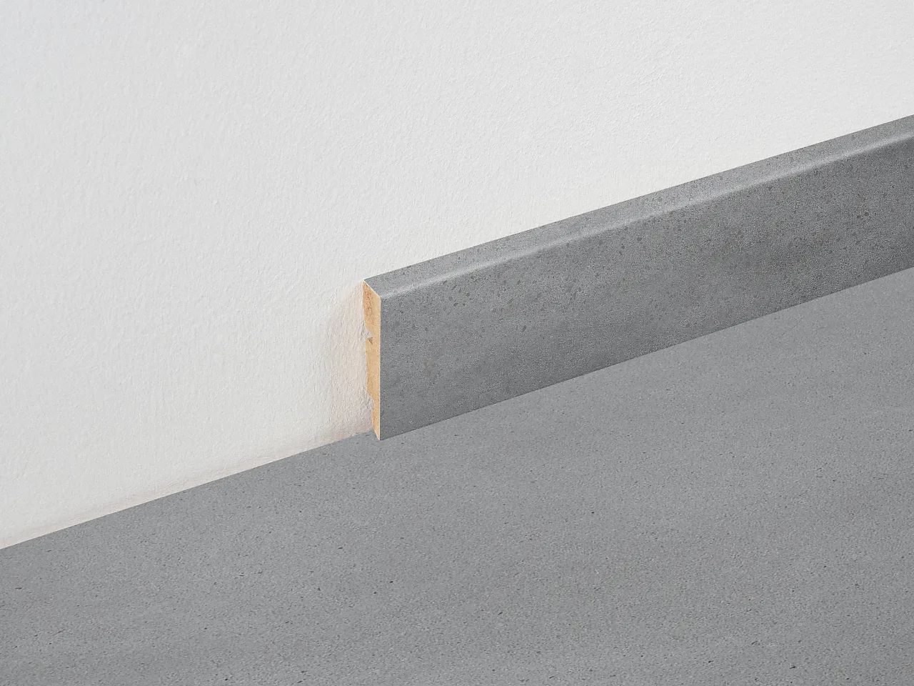 BerryAlloc sokkellist cement grey 60/12 2400mm