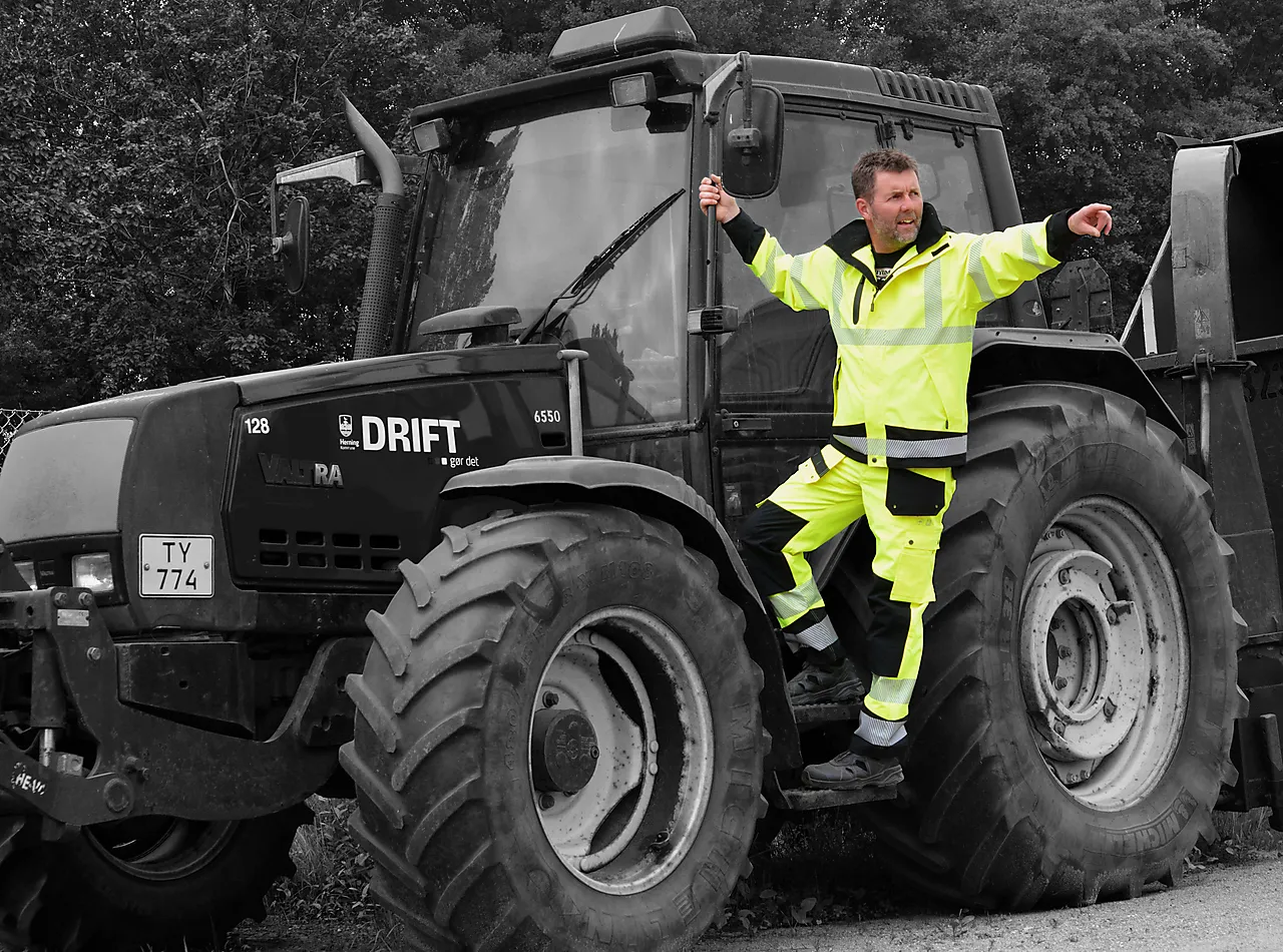 Skallbukse med seler gul/sort str XL null - null - 2 - Miniatyr