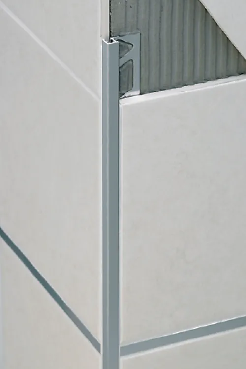 Hjørnelist firkant 10 mm anodisert aluminium 2,7 m squarejolly profilitec