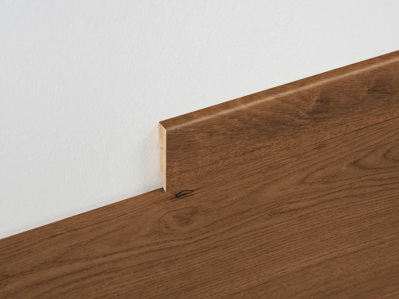 BerryAlloc sokkellist merbau brun