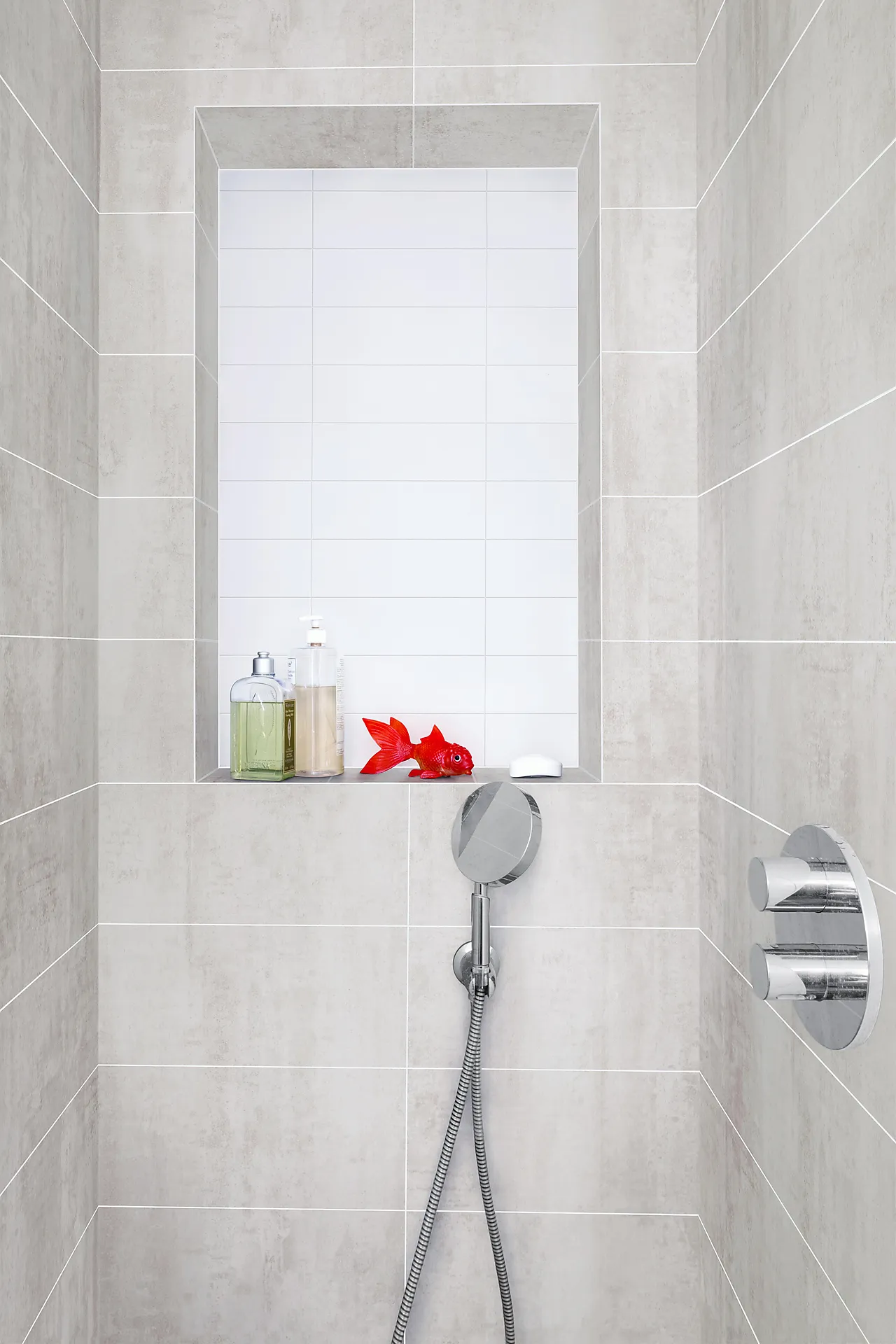 Baderomsplate betong flis 60x30cm 10,2x620x2400 mm null - null - 2 - Miniatyr