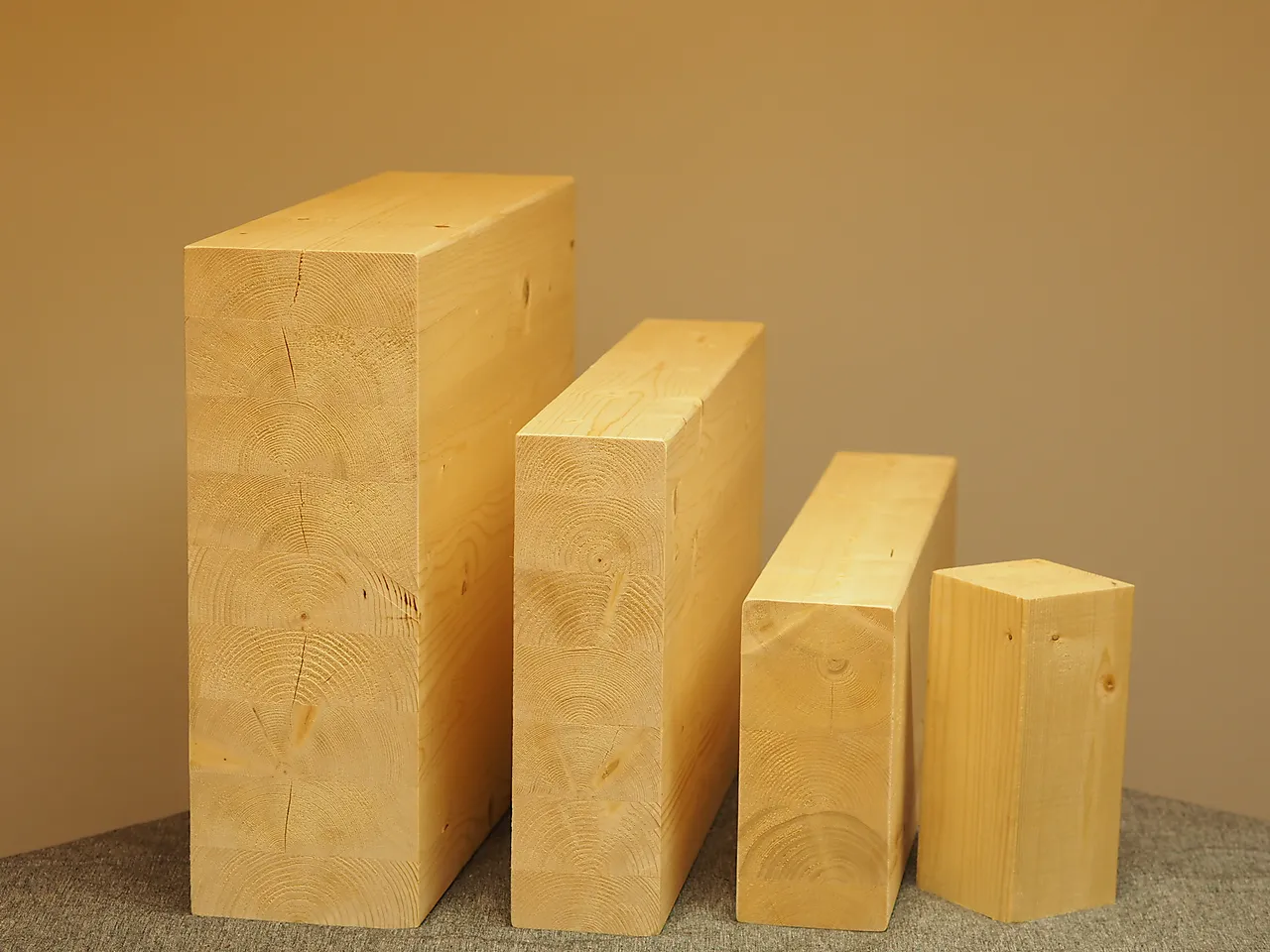 Gran 90x315 limtre sps vli lengde på bestilling Gran 90x315 limtre sps vli lengde på bestilling