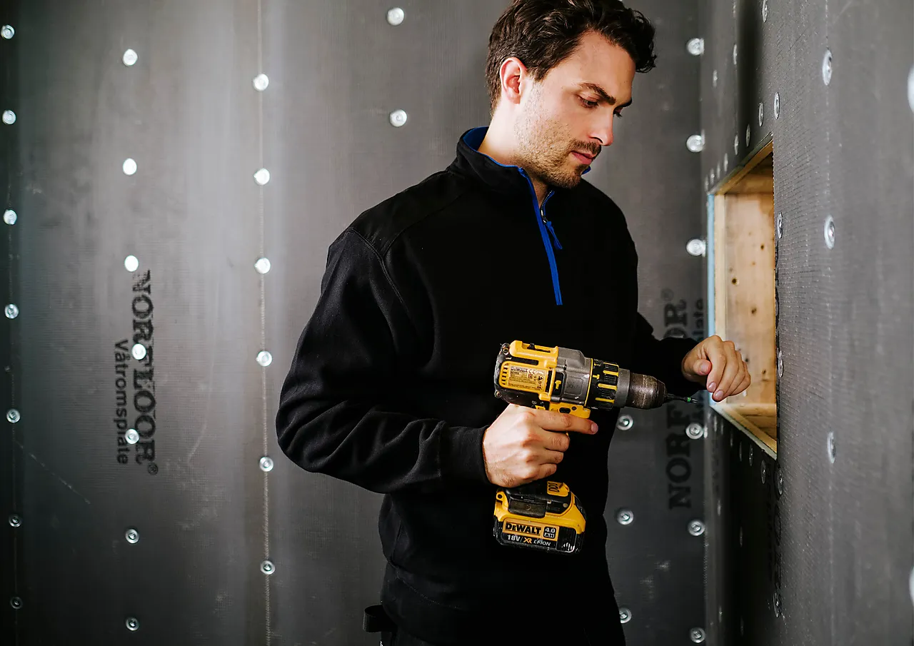 Genser mzip svart/kornb 3931 l svart/kornblå valdez