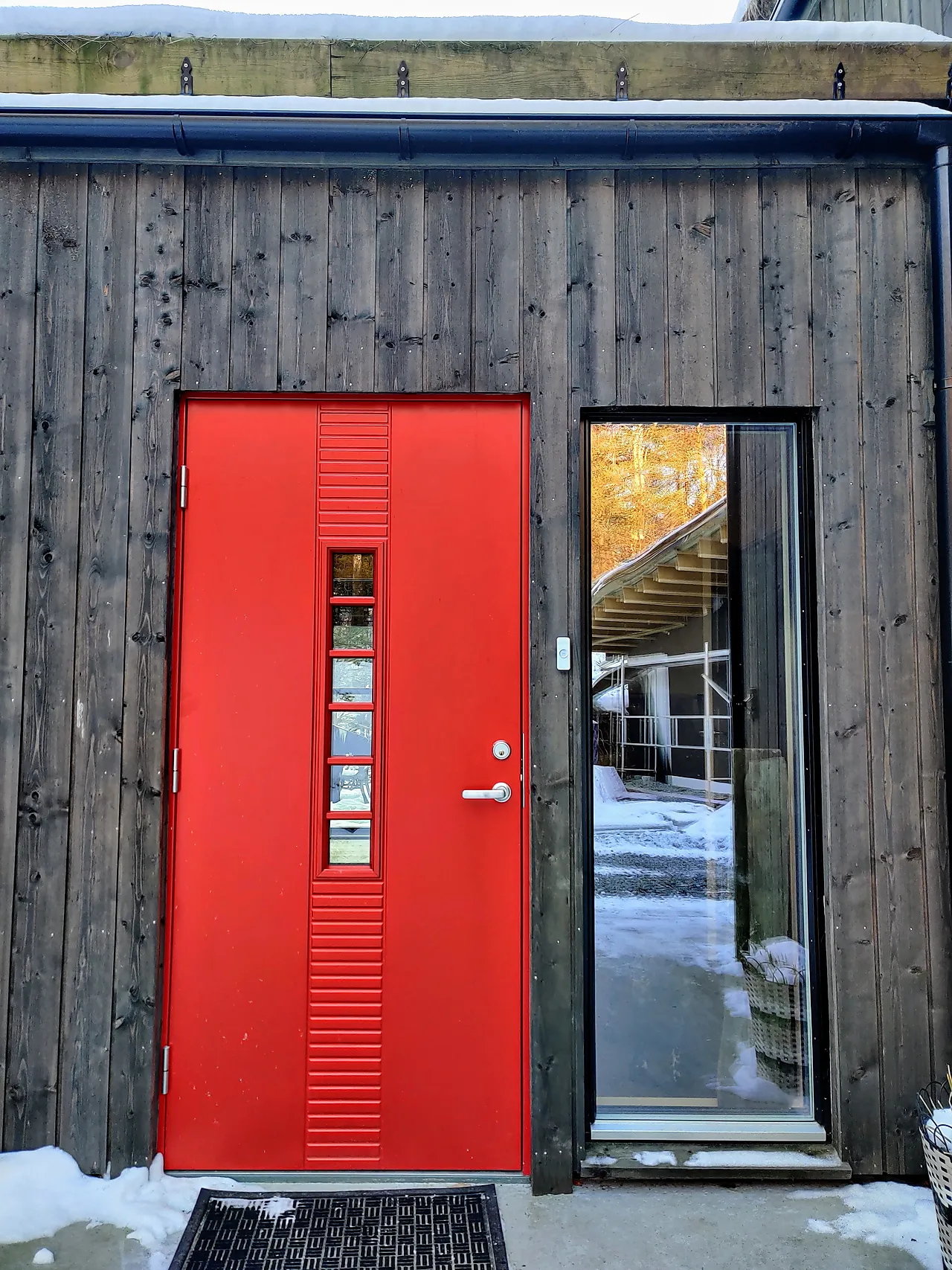 Sidefelt ytterdør Lillehammer med glass hvit 40x210 cm Sidefelt ytterdør Lillehammer med glass hvit 40x210 cm