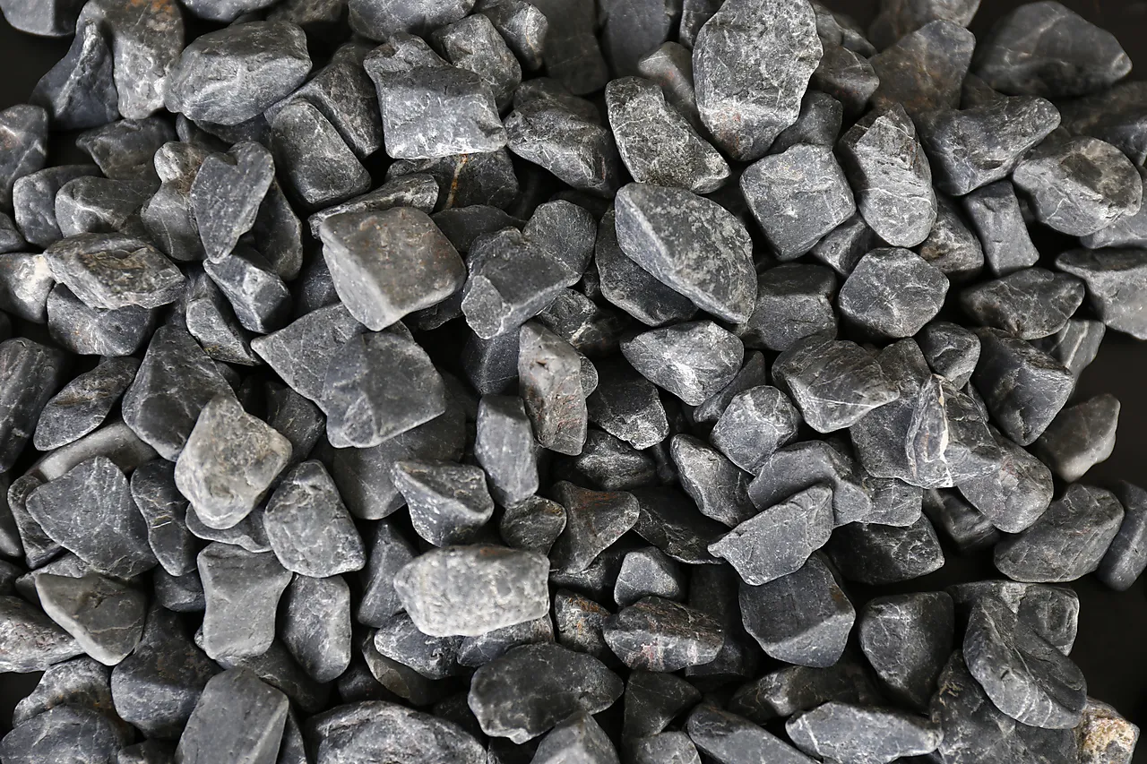 Dekorstein 8/12 20kg sort tromlet og vasket 8-12 mm