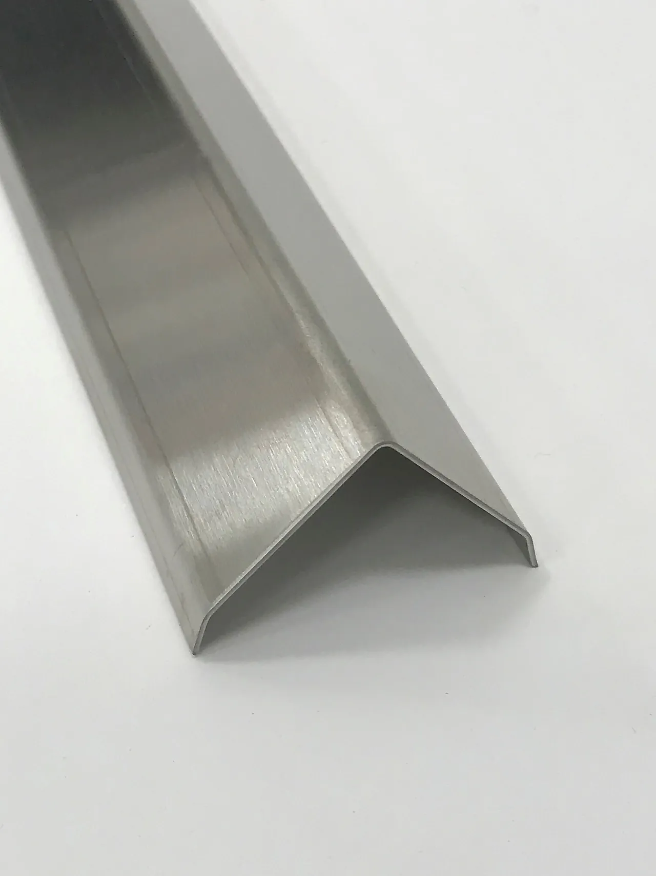 Hjørnelist 40x40 mm rustfri børstet 1,5 meter