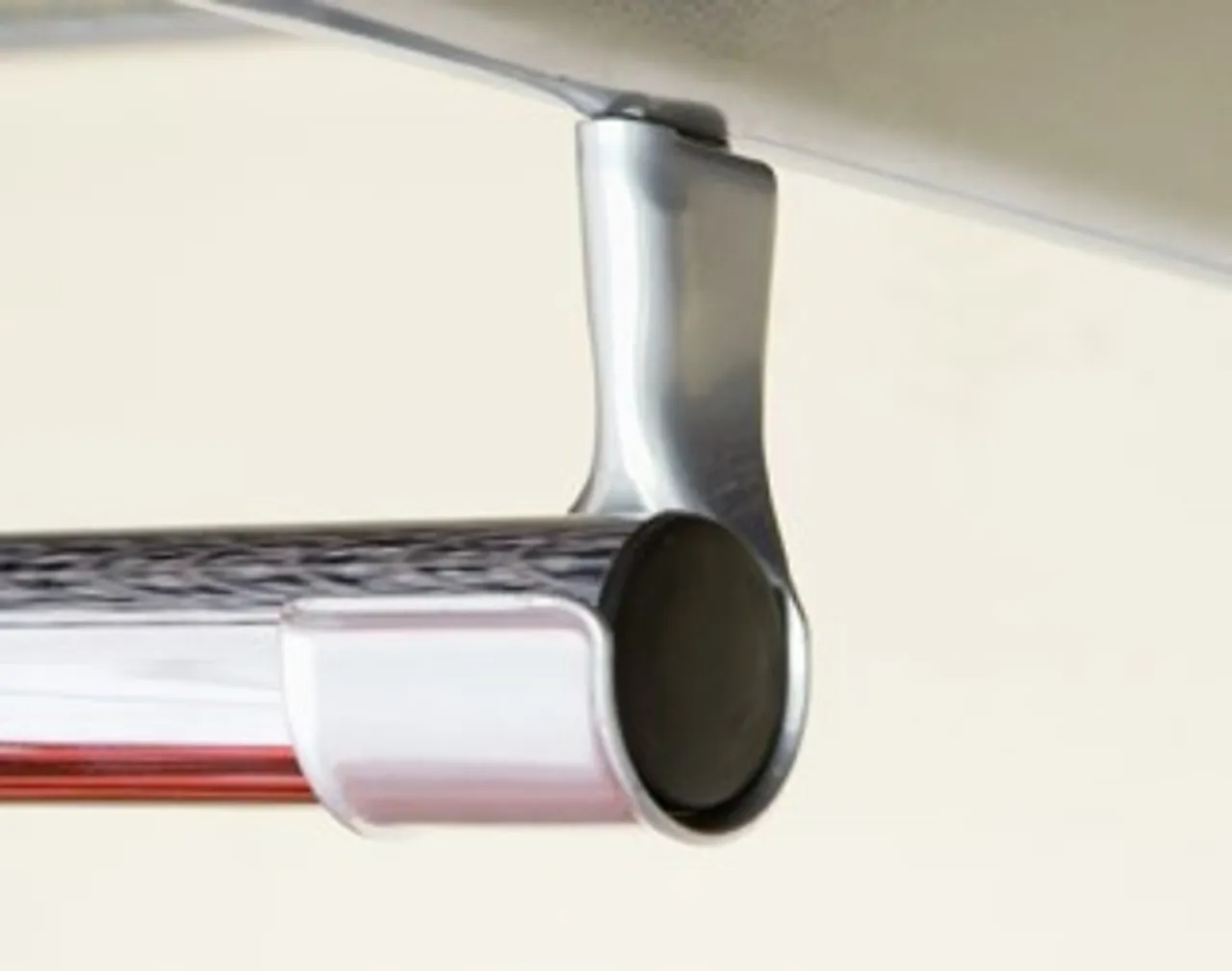 Holder for garderobestang hvit Holder for garderobestang hvit