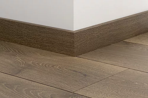 Sokkellist laminat 12x58 mm Country Oak dekor 03590