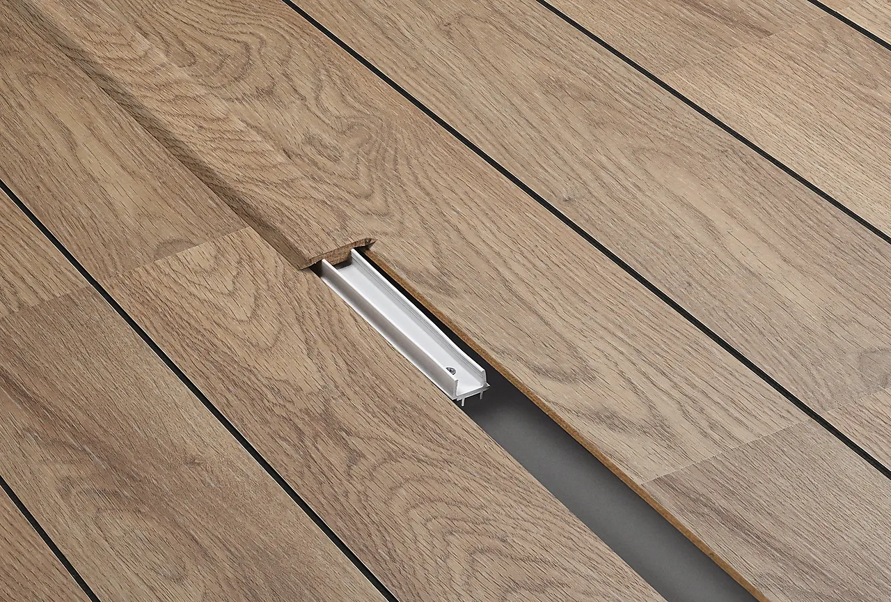 T-list 2400x11,1x44 mm eik hvitoljet