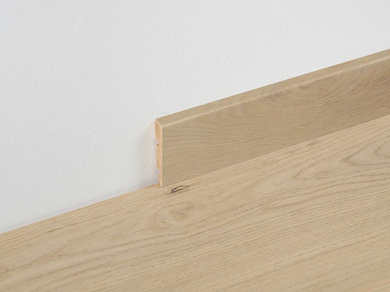 BerryAlloc sokkellist elite honey 60/12 2400mm